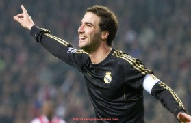 王者体育直播-世俱杯球员比赛持球时间分析:控球与组织之间的平衡把控